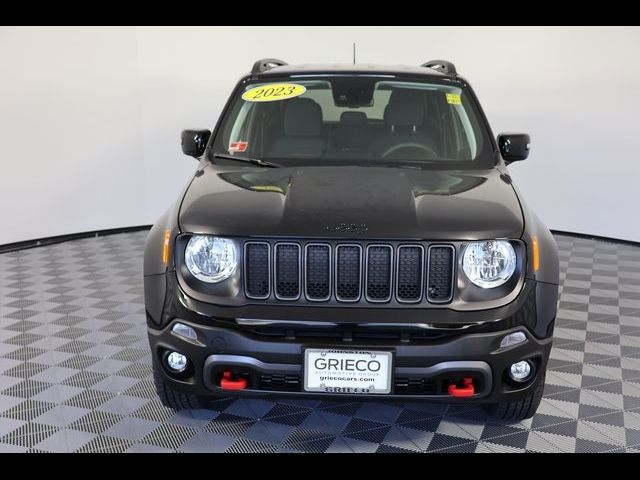 2023 Jeep Renegade Trailhawk