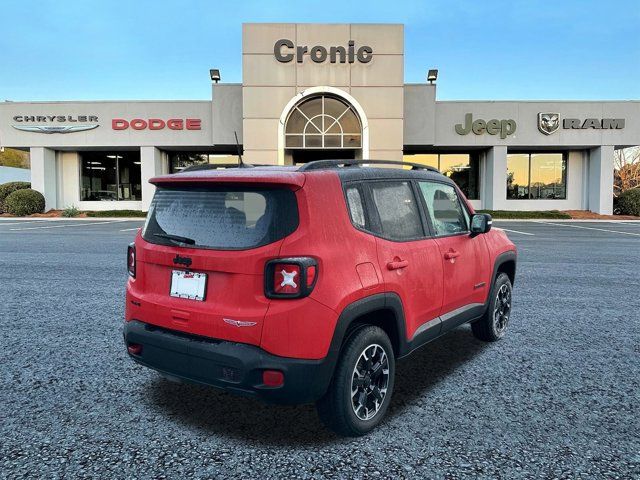 2023 Jeep Renegade Trailhawk