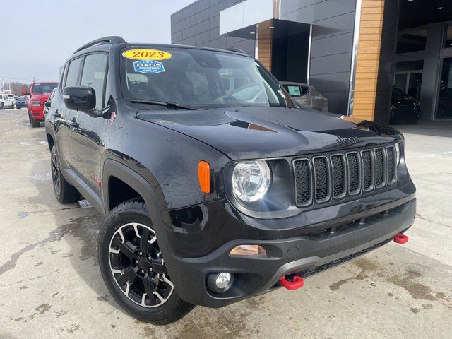 2023 Jeep Renegade Trailhawk