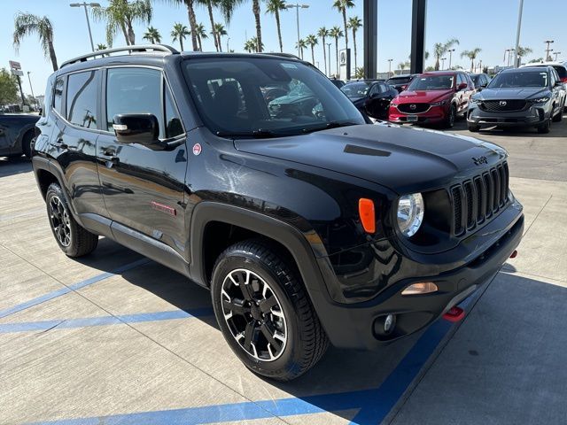 2023 Jeep Renegade Trailhawk