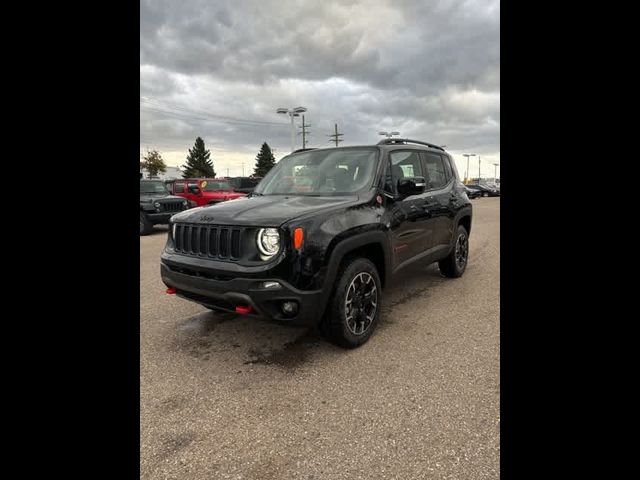 2023 Jeep Renegade Trailhawk