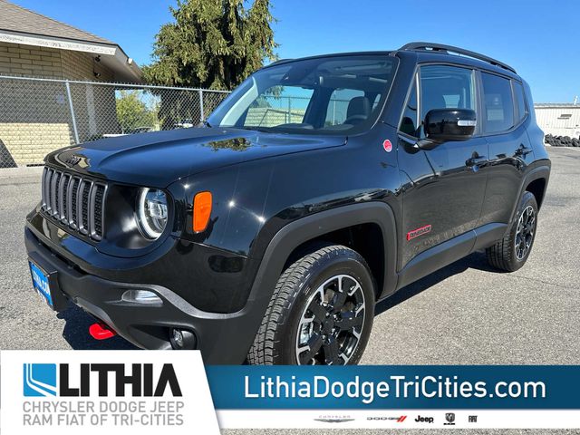 2023 Jeep Renegade Trailhawk