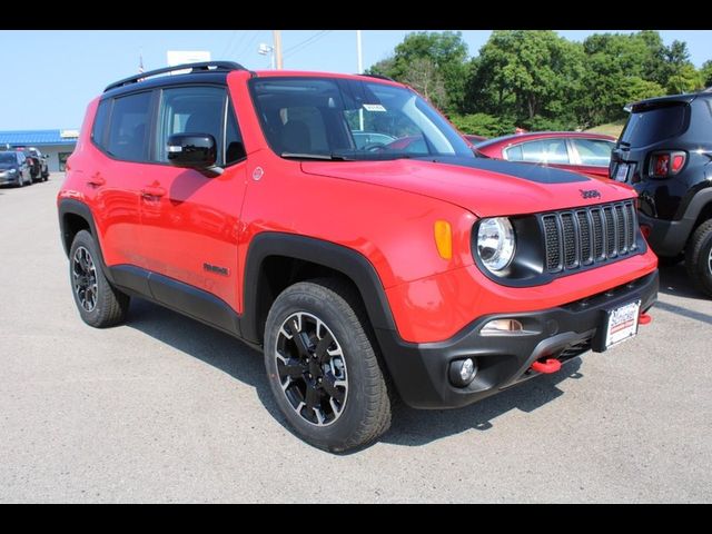 2023 Jeep Renegade Trailhawk