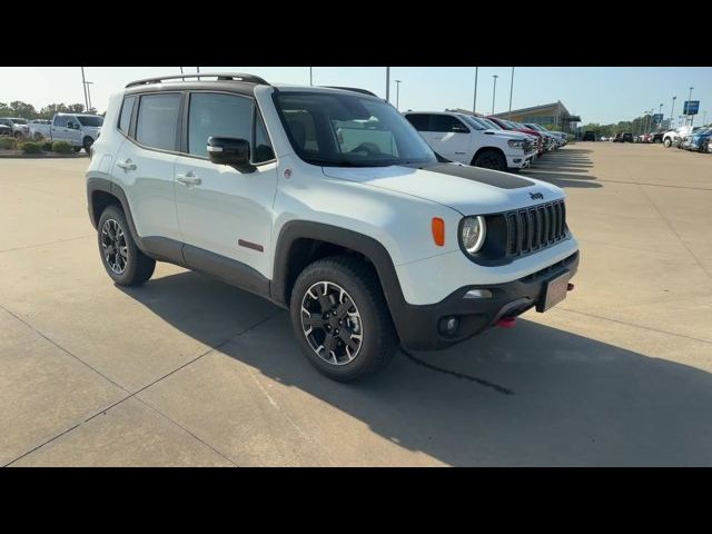 2023 Jeep Renegade Trailhawk