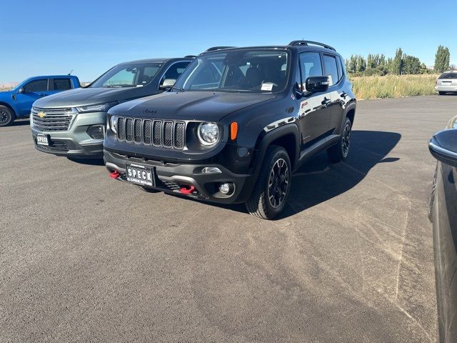 2023 Jeep Renegade Trailhawk