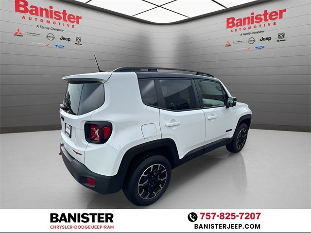 2023 Jeep Renegade Trailhawk