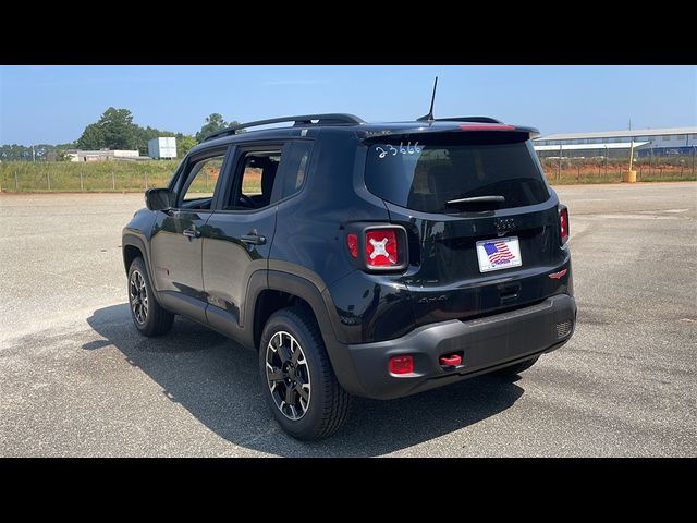 2023 Jeep Renegade Trailhawk