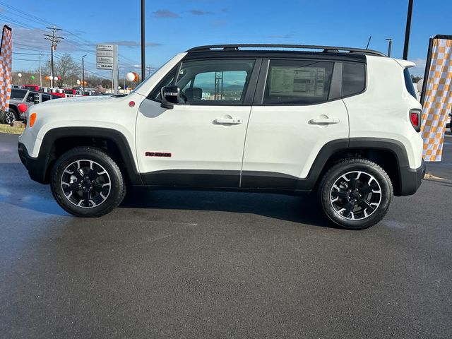 2023 Jeep Renegade Trailhawk