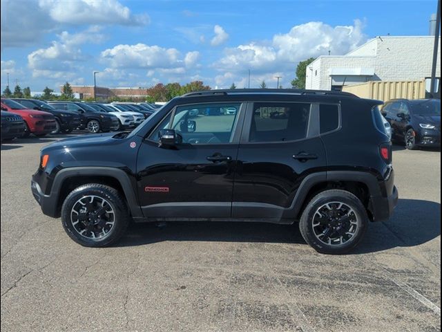 2023 Jeep Renegade Trailhawk