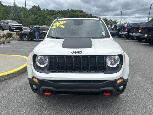 2023 Jeep Renegade Trailhawk