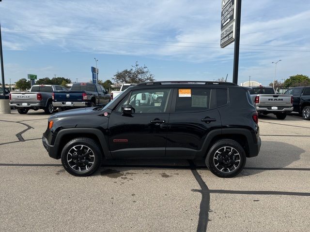 2023 Jeep Renegade Trailhawk