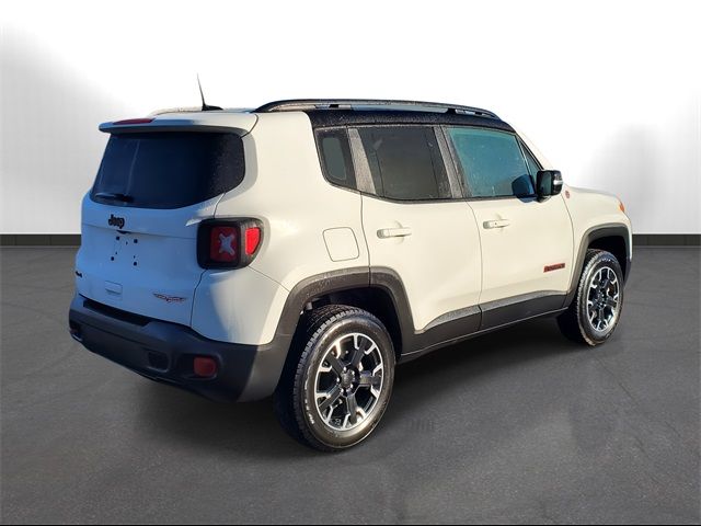 2023 Jeep Renegade Trailhawk