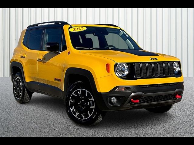 2023 Jeep Renegade Trailhawk