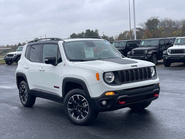 2023 Jeep Renegade Trailhawk