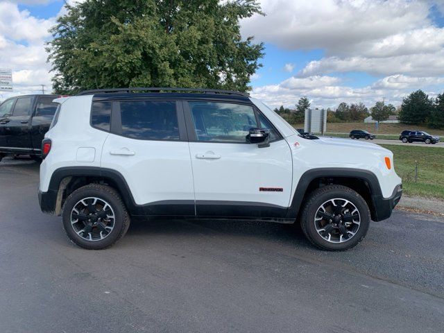 2023 Jeep Renegade Trailhawk