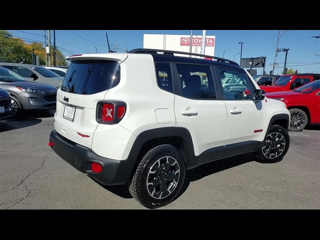 2023 Jeep Renegade Trailhawk