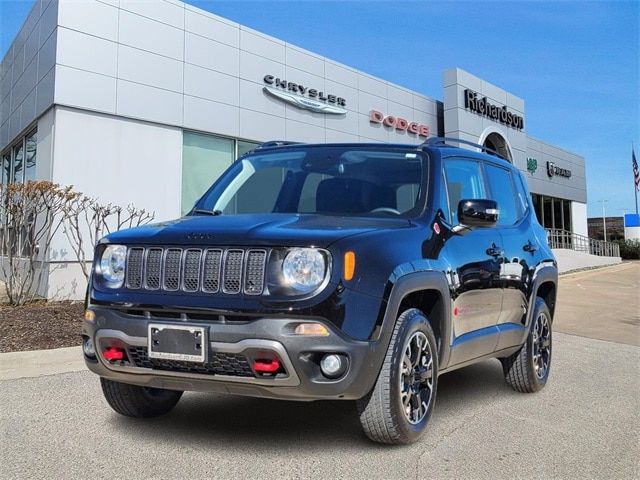 2023 Jeep Renegade Trailhawk