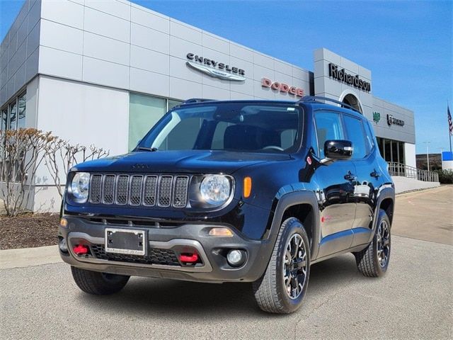 2023 Jeep Renegade Trailhawk