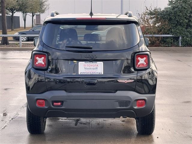 2023 Jeep Renegade Trailhawk