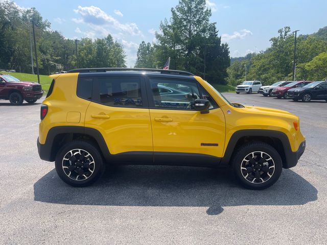 2023 Jeep Renegade Trailhawk