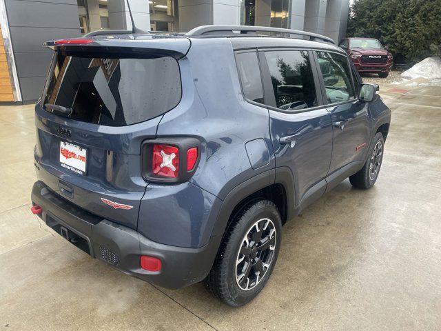 2023 Jeep Renegade Trailhawk