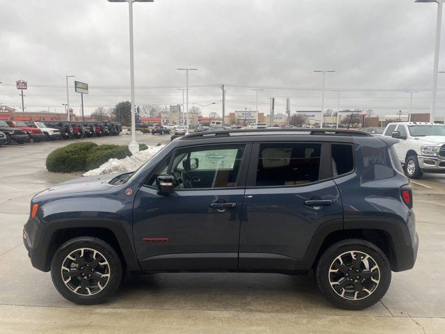 2023 Jeep Renegade Trailhawk