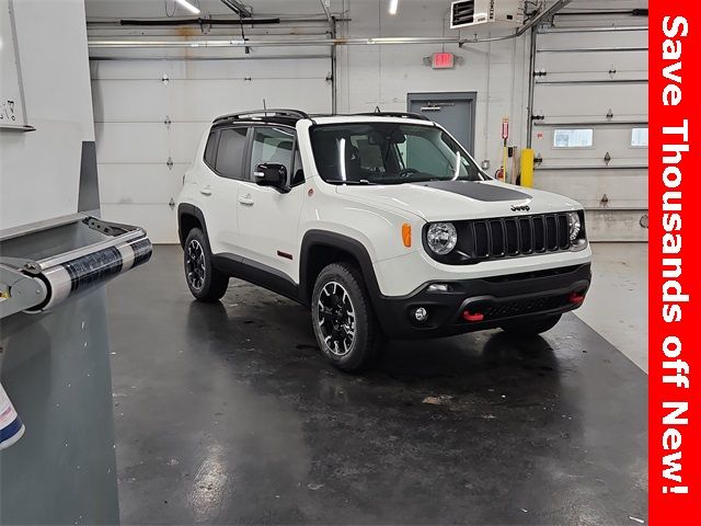 2023 Jeep Renegade Trailhawk