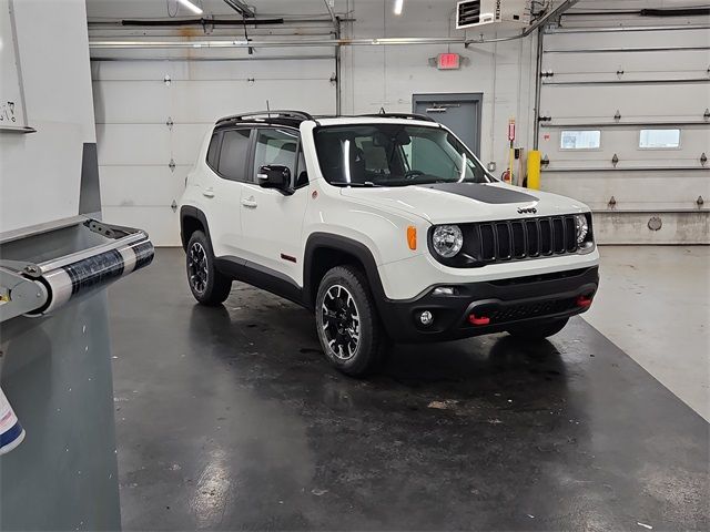 2023 Jeep Renegade Trailhawk