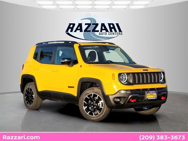 2023 Jeep Renegade Trailhawk