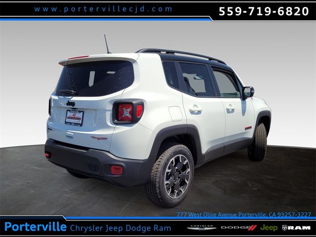 2023 Jeep Renegade Trailhawk