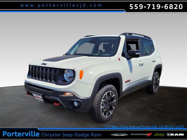 2023 Jeep Renegade Trailhawk