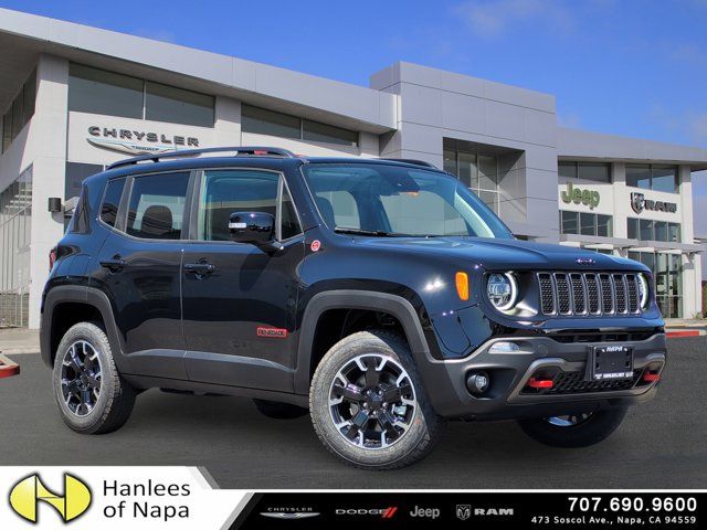 2023 Jeep Renegade Trailhawk