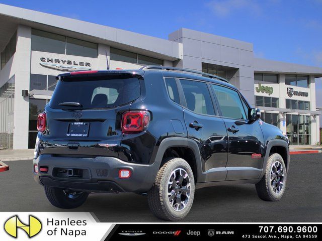 2023 Jeep Renegade Trailhawk