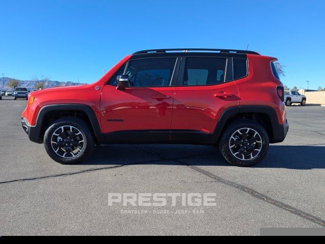 2023 Jeep Renegade Trailhawk