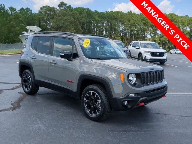 2023 Jeep Renegade Trailhawk