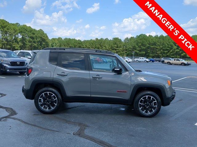 2023 Jeep Renegade Trailhawk