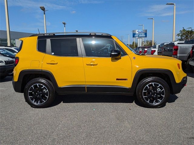 2023 Jeep Renegade Trailhawk