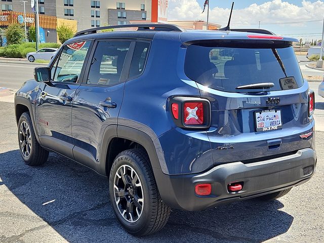 2023 Jeep Renegade Trailhawk