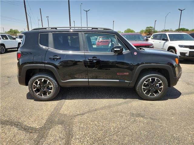 2023 Jeep Renegade Trailhawk