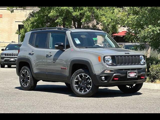 2023 Jeep Renegade Trailhawk