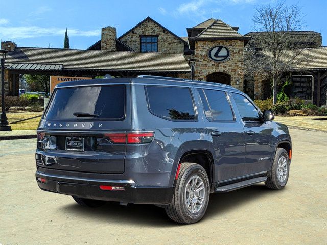 2023 Jeep Wagoneer Base