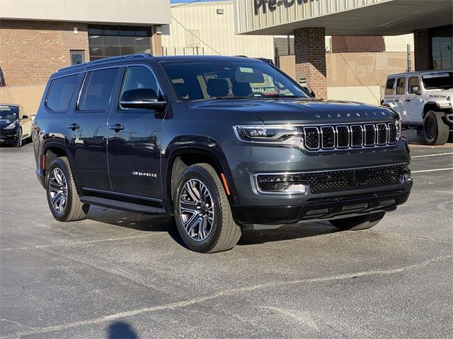 2023 Jeep Wagoneer Base