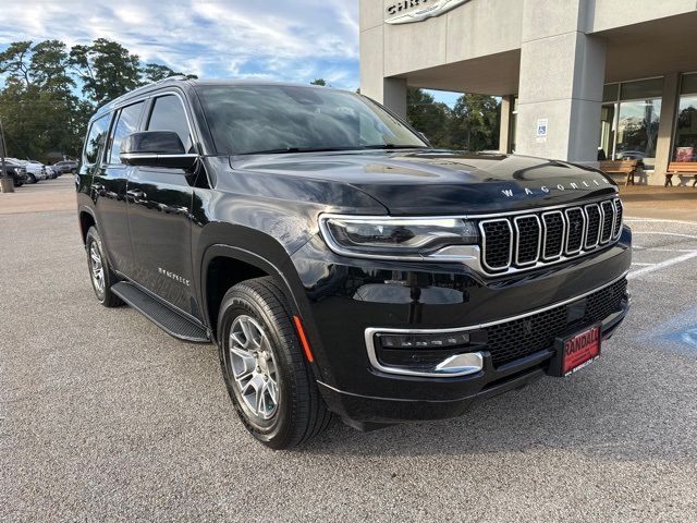 2023 Jeep Wagoneer Base