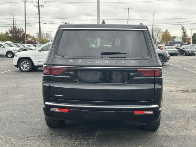 2023 Jeep Wagoneer Base