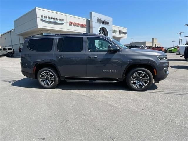 2023 Jeep Wagoneer Base