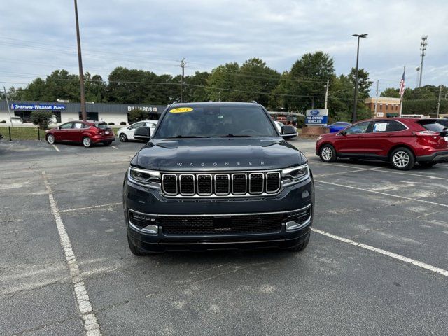 2023 Jeep Wagoneer Base