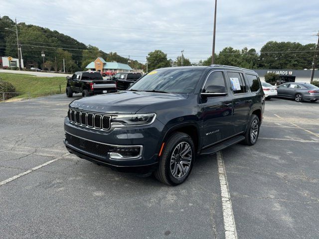 2023 Jeep Wagoneer Base