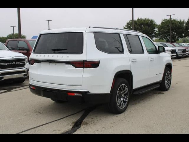 2023 Jeep Wagoneer Base