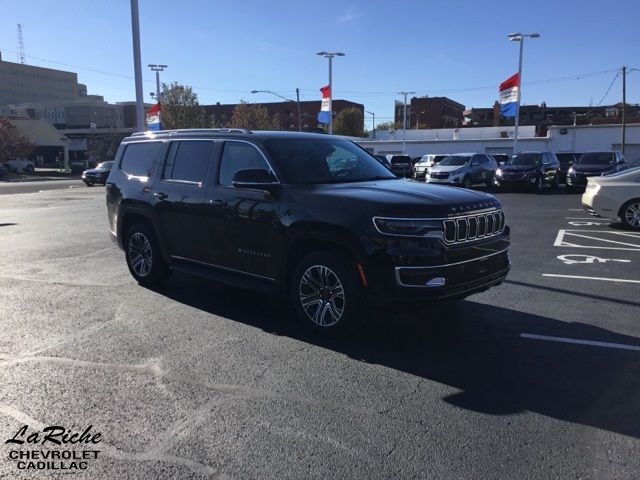 2023 Jeep Wagoneer Base