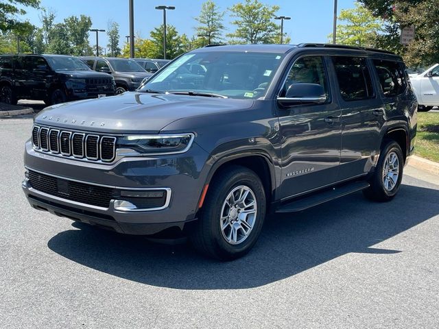 2023 Jeep Wagoneer Base